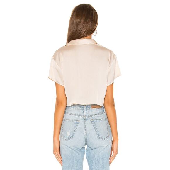 Superdown Cream Miriam Short Sleeves Button Up Top Size Small - Picture 2 of 8